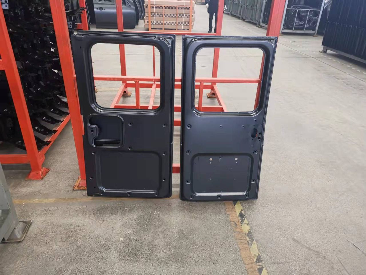 40series バックドアパネル 観音開き用 RH ASSY