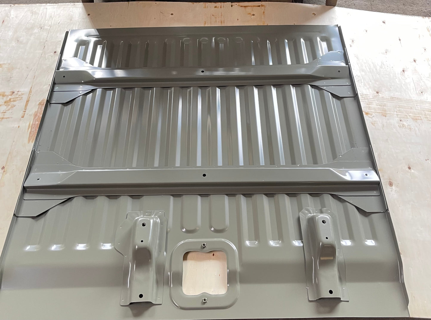 40series リアフロアパネル サブ ASSY